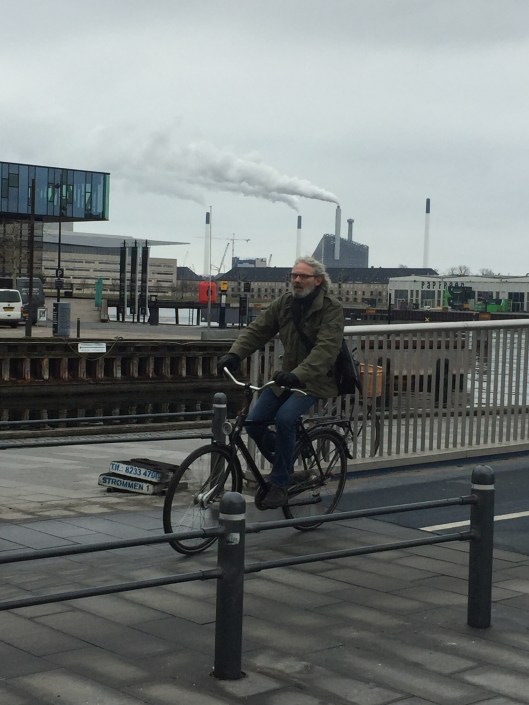 8F4D7A31-99FD-4194-A958-65CD3AB2F736